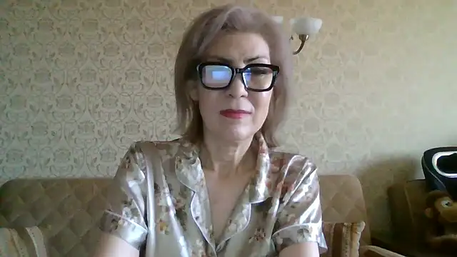 Elegant00Lady online show from July 12, 2026, 3:51 am