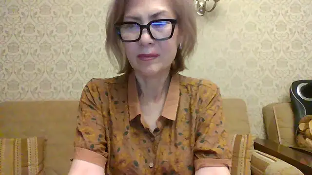 Elegant00Lady online show from June 15, 2026, 5:01 pm