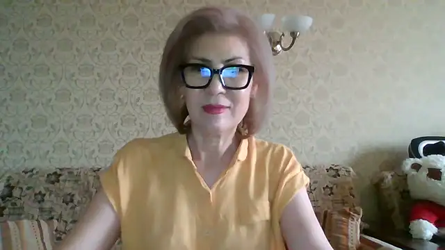 Elegant00Lady online show from July 13, 2026, 10:14 am