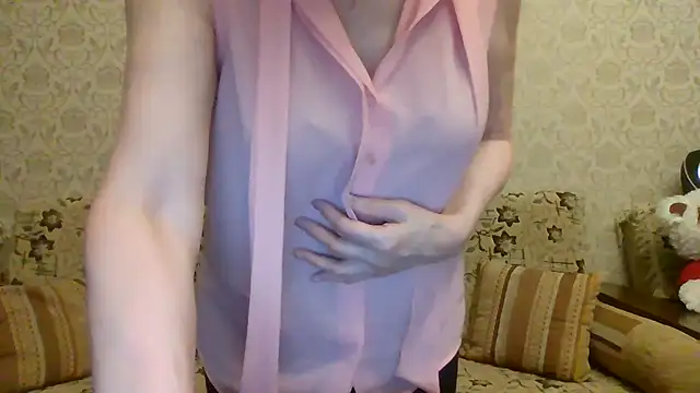 Elegant00Lady online show from July 18, 2026, 3:42 pm