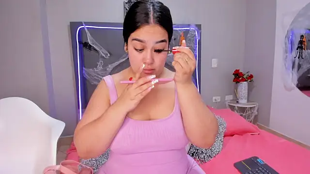 emma lye online show from October 15, 2025, 8:17 pm