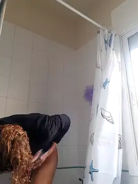 Snapshot of Greacky chatting on January 3, 2025, 1:57 pm Greacky online show from January 3, 2025, 1:57 pm