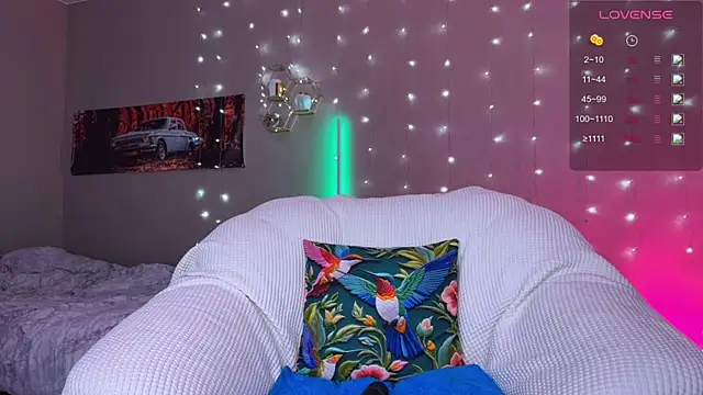 Snapshot of Tanya_Acid chatting on July 25, 2026, 6:10 am Tanya Acid online show from July 25, 2026, 6:10 am