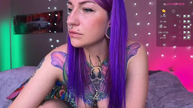 Snapshot of Tanya_Acid chatting on August 7, 2026, 9:15 am Tanya Acid online show from August 7, 2026, 9:15 am
