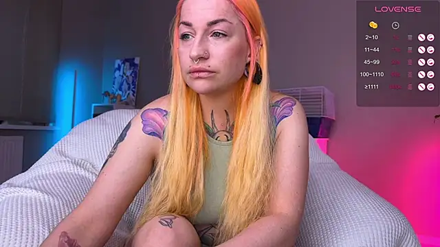Tanya Acid online show from April 22, 2026, 4:58 pm