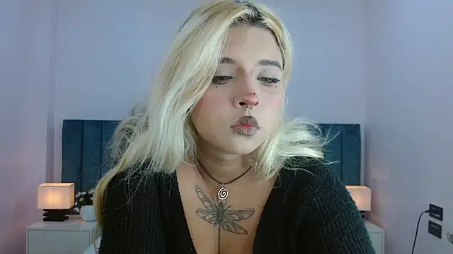 april bunnyy online show from June 12, 2026, 9:23 pm