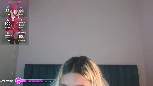 april bunnyy online show from October 17, 2025, 8:21 pm