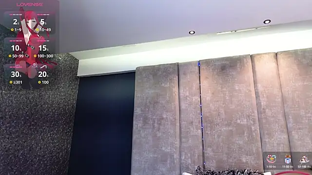 Larabrooks online show from October 2, 2025, 7:39 pm