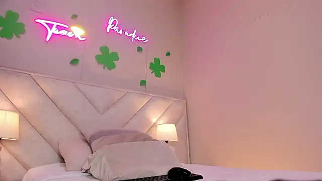  angela x online show from March 15, 2026, 5:20 pm