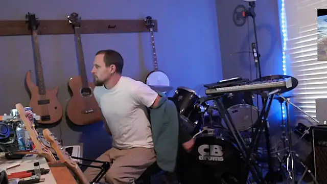 itsjameswebbscope online show from March 5, 2026, 6:37 pm