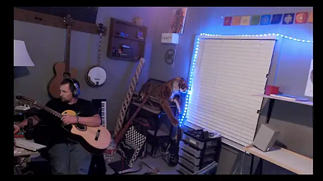 itsjameswebbscope online show from May 4, 2026, 6:38 am