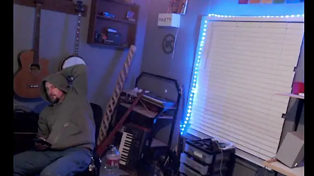 itsjameswebbscope online show from May 5, 2026, 5:32 am