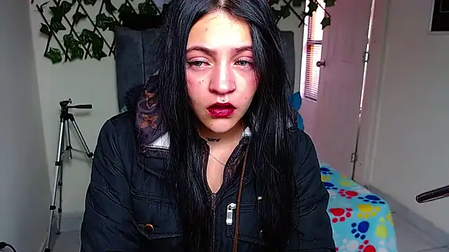 Snapshot of Violettasquirt chatting on July 25, 2026, 1:39 pm Violettasquirt online show from July 25, 2026, 1:39 pm