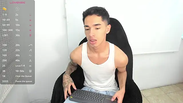 Damon  333 online show from February 27, 2025, 1:41 am