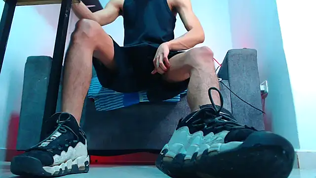 mastersmits online show from October 15, 2025, 6:54 am