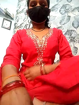 Poojashrma33 online show from July 22, 2026, 10:39 am