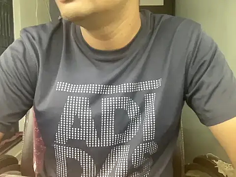 NiceBoy9099 online show from October 7, 2025, 4:52 pm