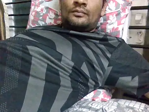 NiceBoy9099 online show from January 25, 2025, 6:35 pm