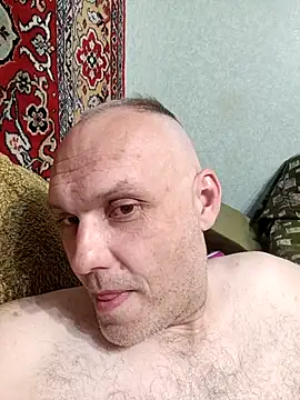 Snapshot of Pineapple04 chatting on June 24, 2026, 7:33 pm Pineapple04 online show from June 24, 2026, 7:33 pm