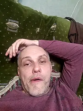 Pineapple04 online show from January 10, 2026, 7:31 pm