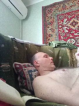Pineapple04 online show from June 11, 2026, 1:41 pm