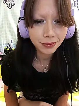 SashaGrinch online show from September 21, 2025, 6:35 pm