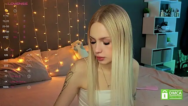 aneta alisha online show from October 9, 2025, 12:38 pm