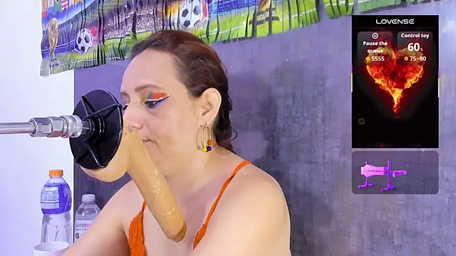 Issys milf online show from June 18, 2026, 12:10 pm