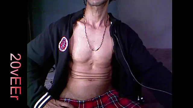 20vEEr online show from October 10, 2025, 9:32 am