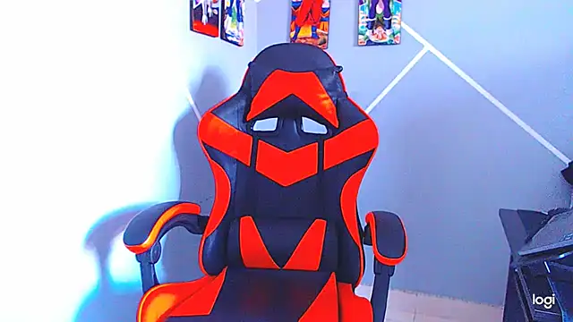 ADAM HOT online show from November 2, 2025, 9:42 pm