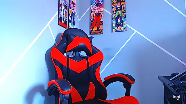 ADAM HOT online show from October 28, 2025, 8:30 pm