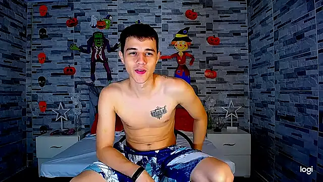 ADAM HOT online show from October 8, 2025, 8:53 pm