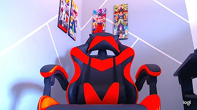 ADAM HOT online show from September 18, 2025, 8:12 pm