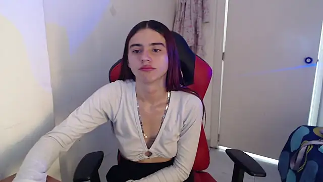 Maximesex online show from June 24, 2026, 1:53 pm