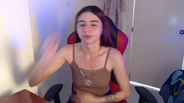 Snapshot of Maximesex chatting on June 23, 2026, 1:31 pm Maximesex online show from June 23, 2026, 1:31 pm