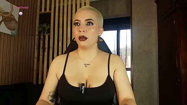 Snapshot of Camila_Chainn chatting on February 26, 2026, 7:41 am Camila Chainn online show from February 26, 2026, 7:41 am