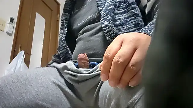 Snapshot of 07YUKIO chatting on October 26, 2025, 12:27 pm 07YUKIO online show from October 26, 2025, 12:27 pm