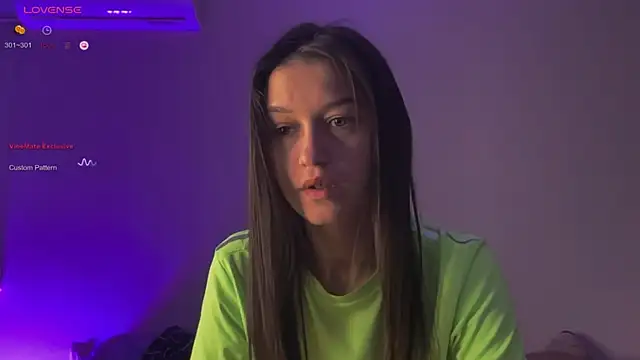 Alice  grace online show from February 11, 2025, 7:38 pm