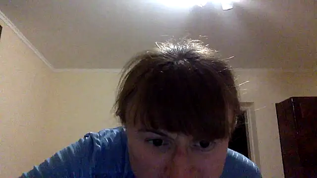 KlavdiaPetrivna online show from April 9, 2026, 6:25 pm