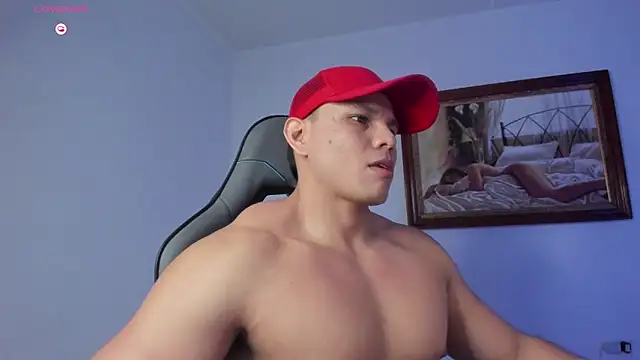 Snapshot of RoyConstance chatting on March 19, 2026, 4:34 am RoyConstance online show from March 19, 2026, 4:34 am