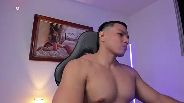 RoyConstance online show from July 11, 2026, 3:18 am