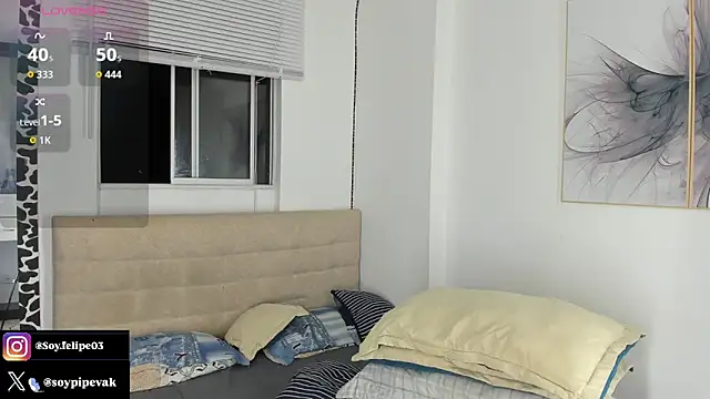 soyander03  online show from September 30, 2025, 10:32 am