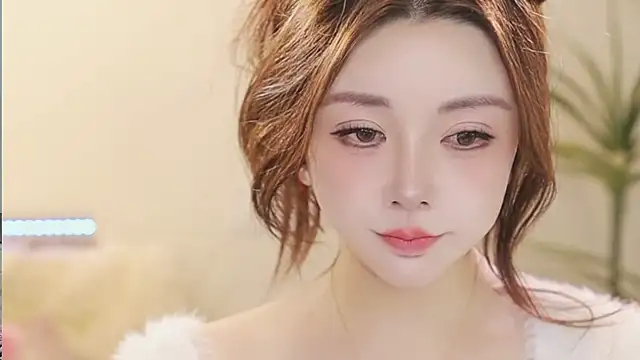 Snapshot of Qiaoqiao_ chatting on March 17, 2026, 12:52 pm Qiaoqiao online show from March 17, 2026, 12:52 pm