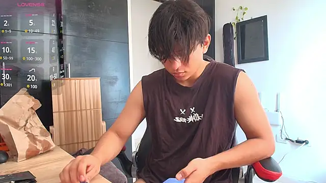 Haruto2001 online show from December 5, 2024, 1:55 pm