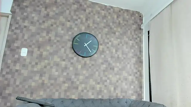 flavia cruz online show from September 14, 2025, 7:36 pm