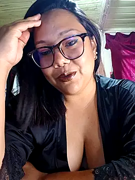 Snapshot of rainhavenus2024 chatting on March 6, 2026, 1:17 pm rainhavenus2024 online show from March 6, 2026, 1:17 pm