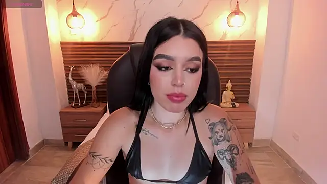 zoee jackson online show from July 5, 2026, 8:26 pm