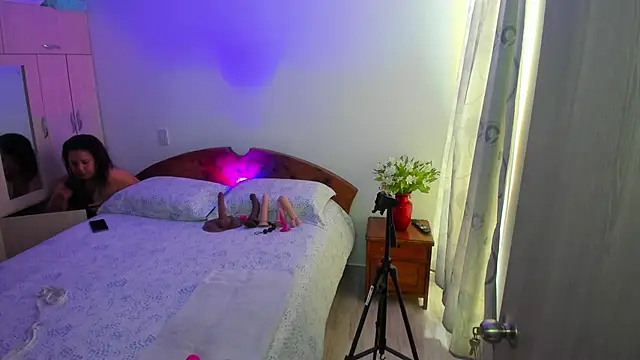 MirandaDream2 online show from June 4, 2026, 4:00 pm