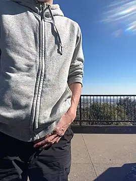 takuyapp online show from February 2, 2026, 1:59 am