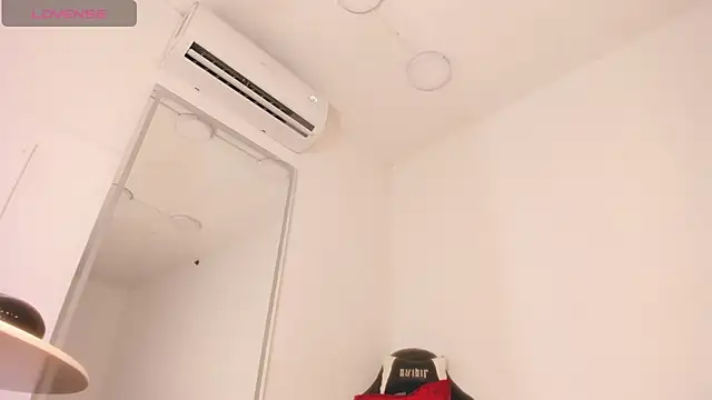 vera candella online show from November 22, 2025, 11:31 am